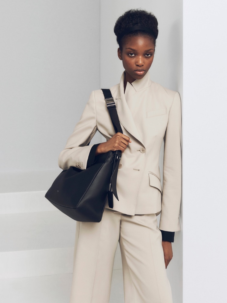 Large, low-sheen leather handbag + BLACK - Max Mara