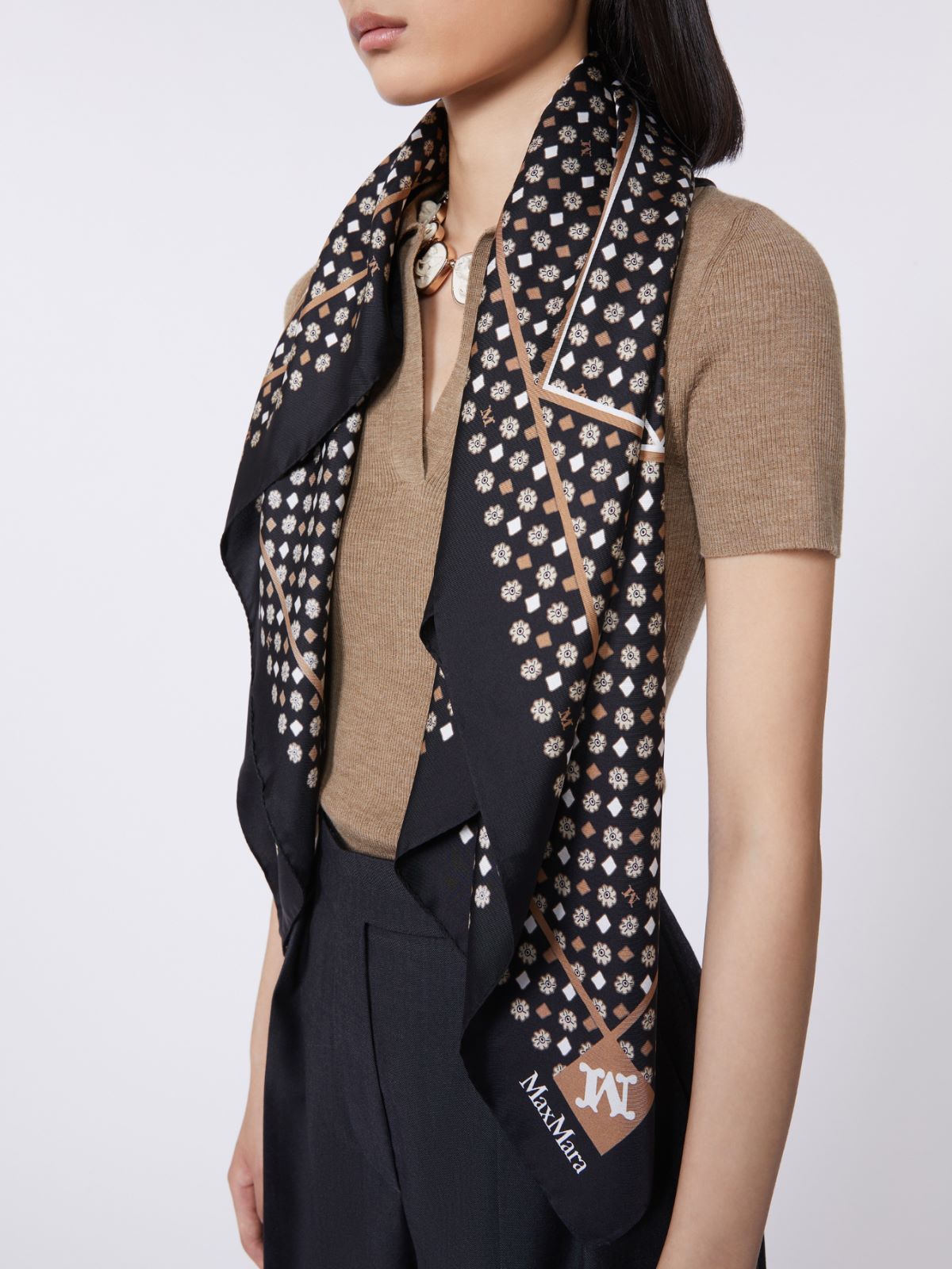 Printed silk oversized scarf - BLACK - Max Mara - 9