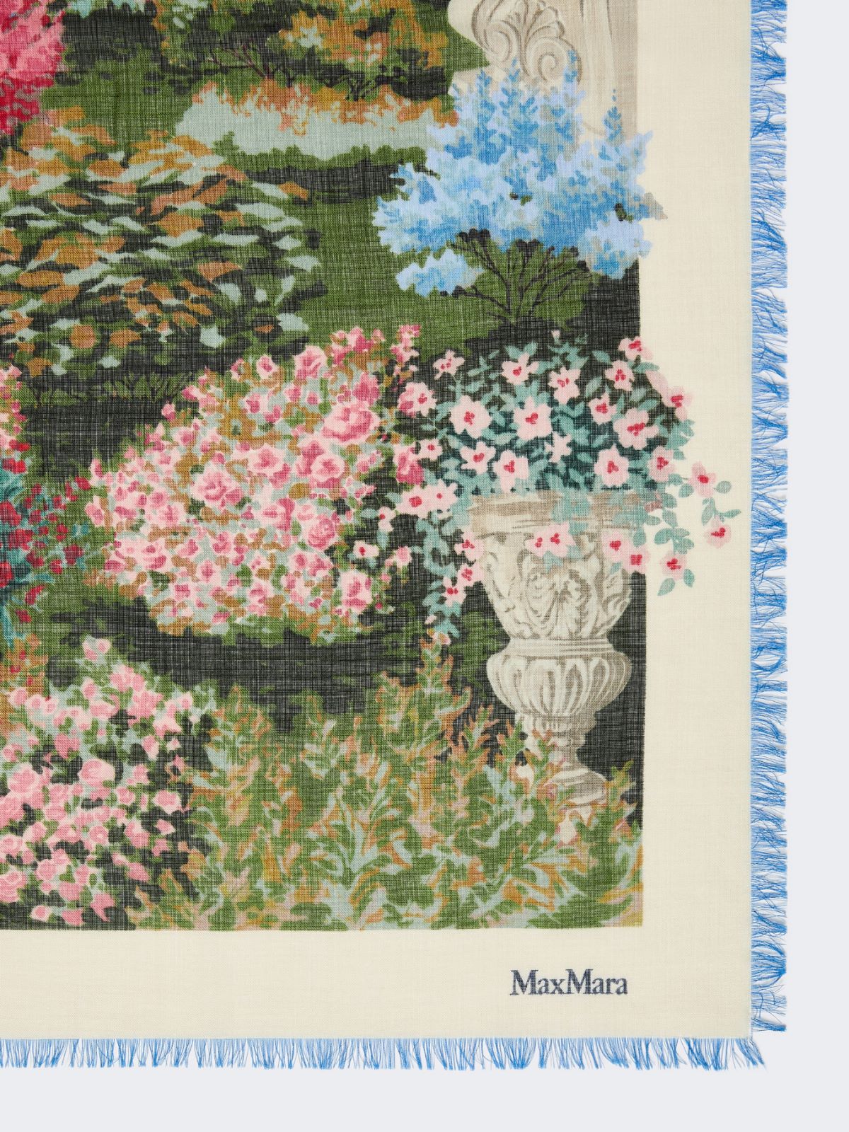 Maxi carré in lana e seta stampata