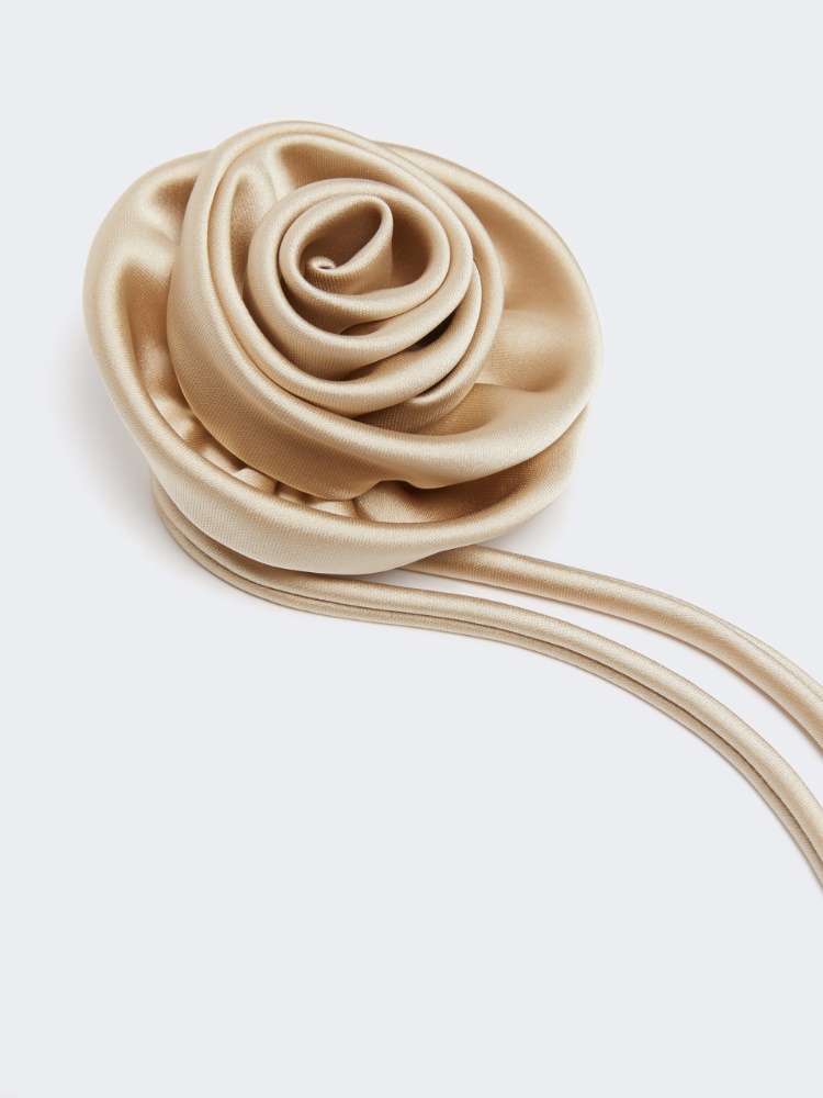 Brosche in Blumenform aus Satin - BEIGE - 2