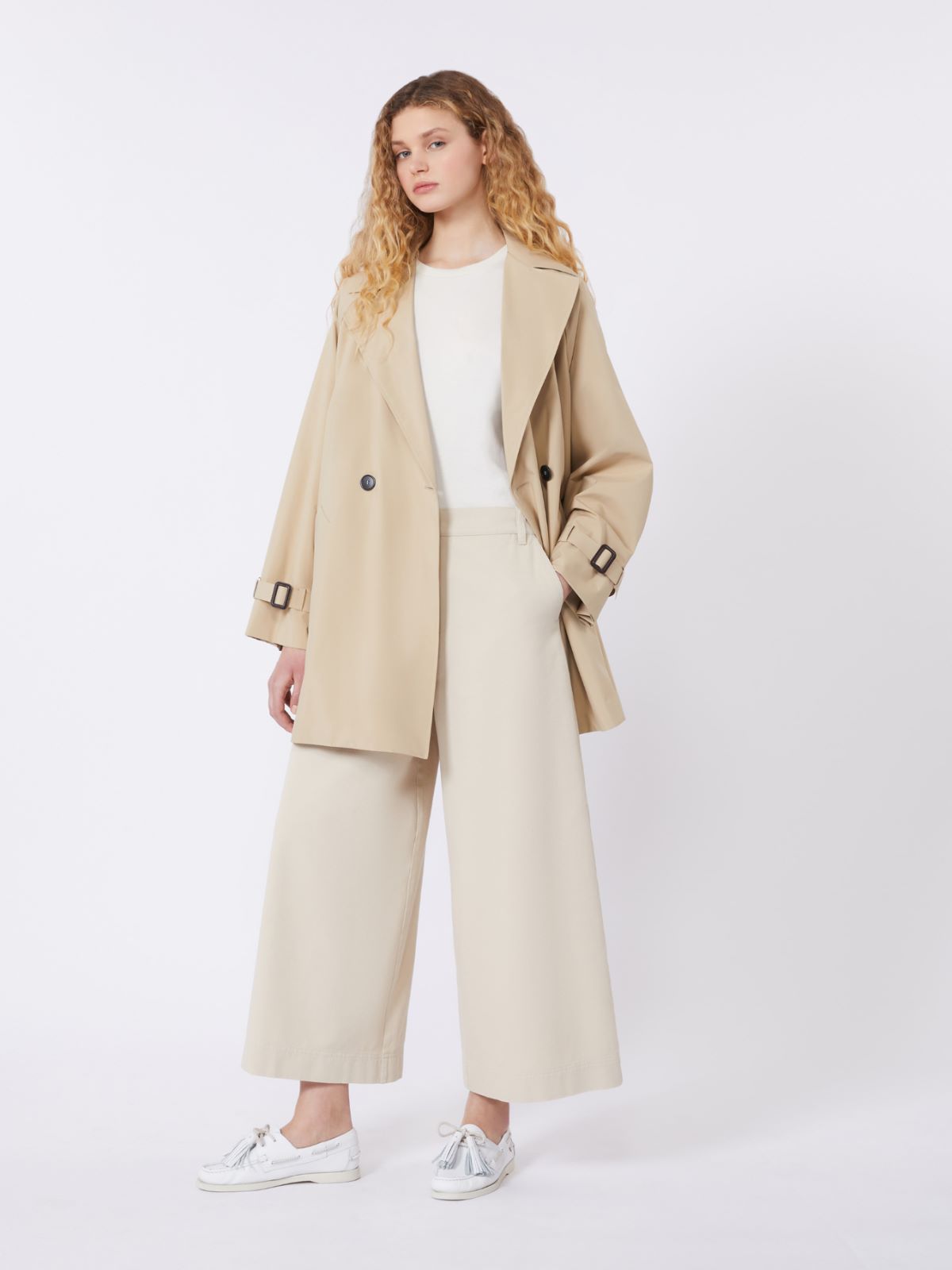 Kurzer Trenchcoat aus wasserabweisendem Stoff - BEIGE - Max Mara - 4