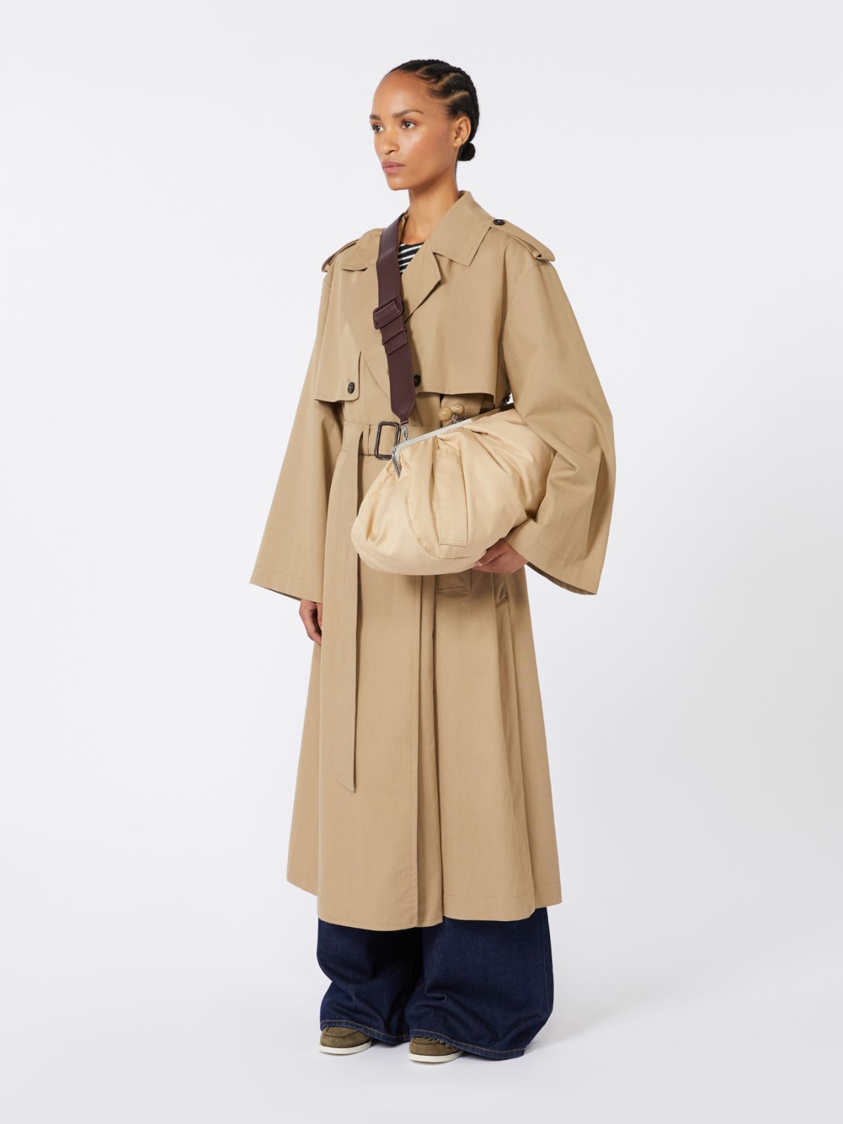 Pasticcino Bag extra large aus gepolstertem technischem Gabardine + BEIGE - Max Mara