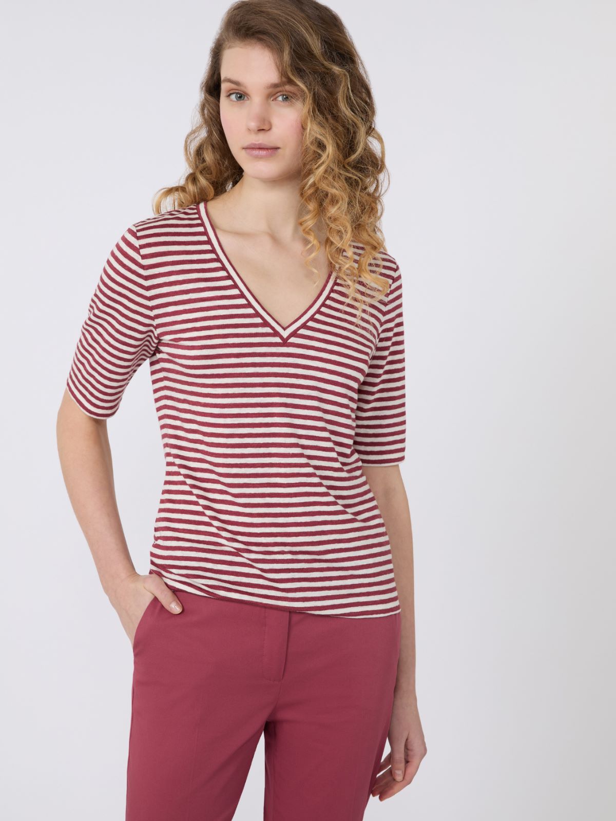 Stretch linen jersey V-neck T-shirt - CHERRY - Max Mara - 4