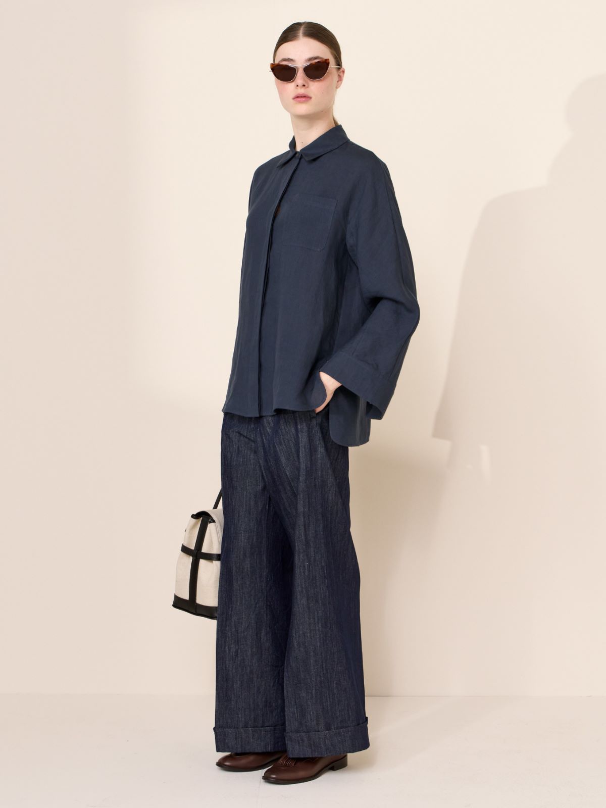 Gerade geschnittene Hose aus Baumwolldenim und Leinen - NACHTBLAU - Max Mara - 8