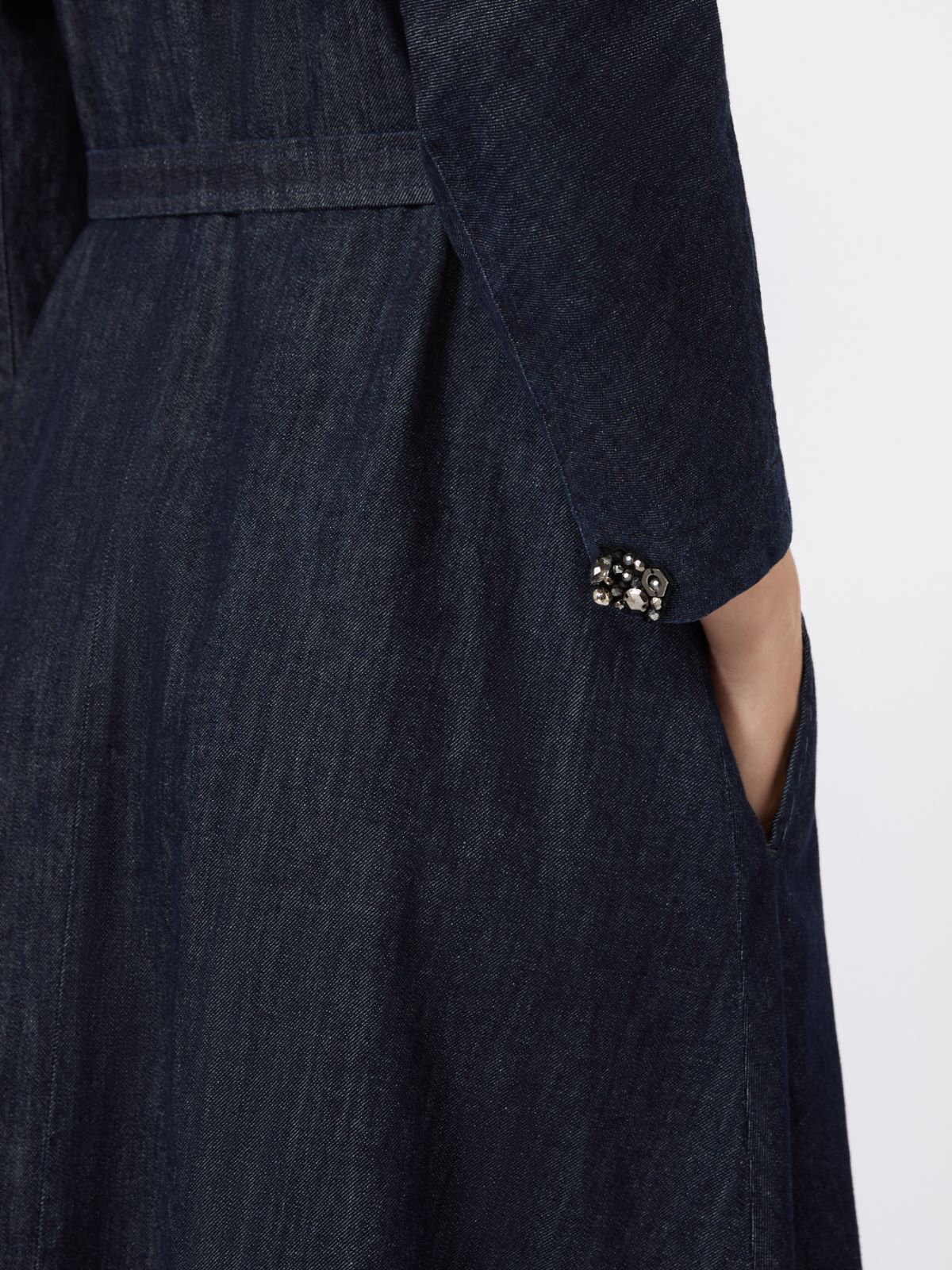 Kleid aus Baumwolldenim mit Gürtel - ULTRAMARINE - Max Mara - 5