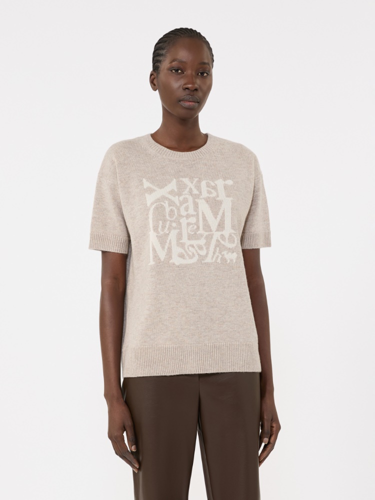 Wool and cashmere knitwear