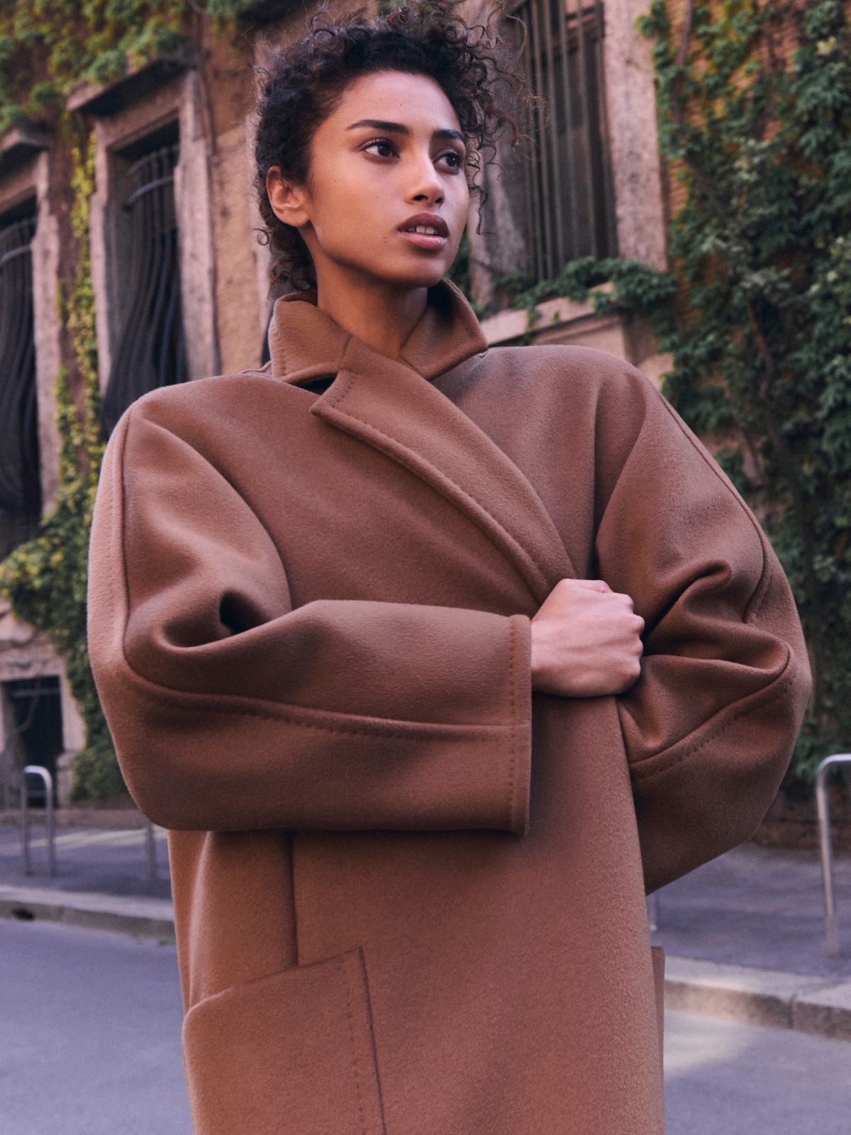 Long cashmere coat + CAMEL - Max Mara