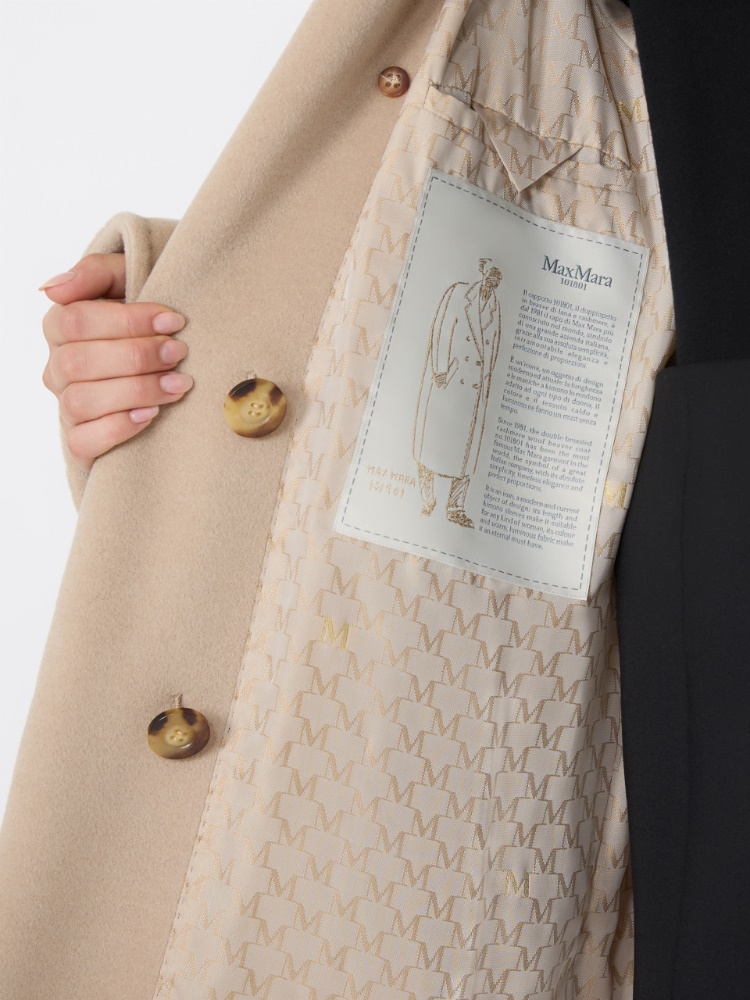101801 Icon Coat - SAND