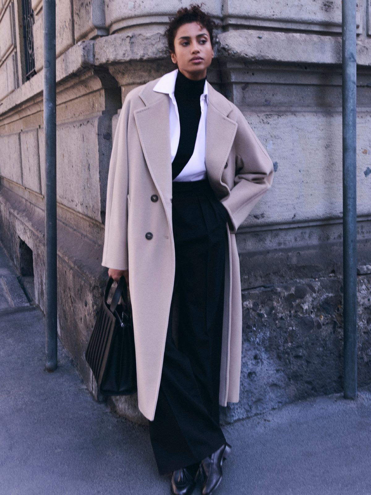 101801 Icon Coat - SAND