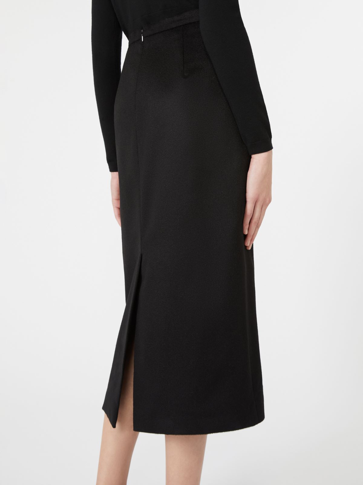 Sable-look camel pencil skirt - BLACK - Max Mara - 4