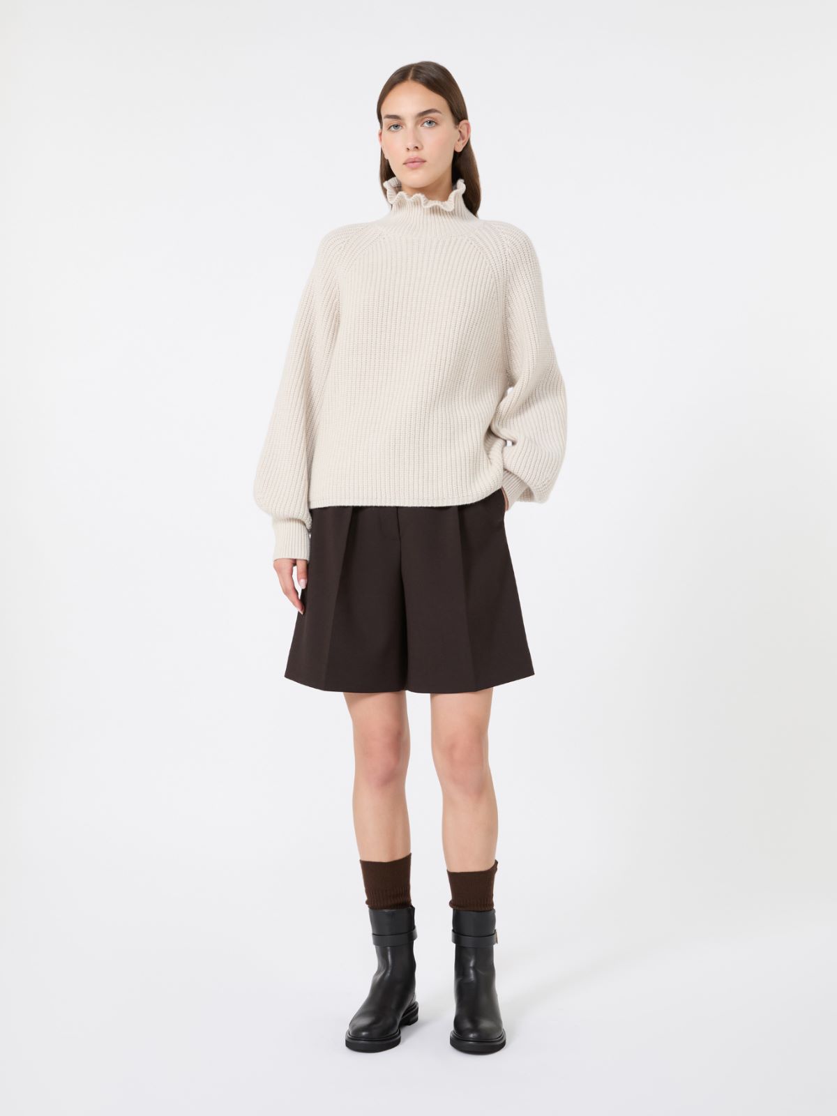 Relaxed-cut wool and cashmere sweater - BEIGE