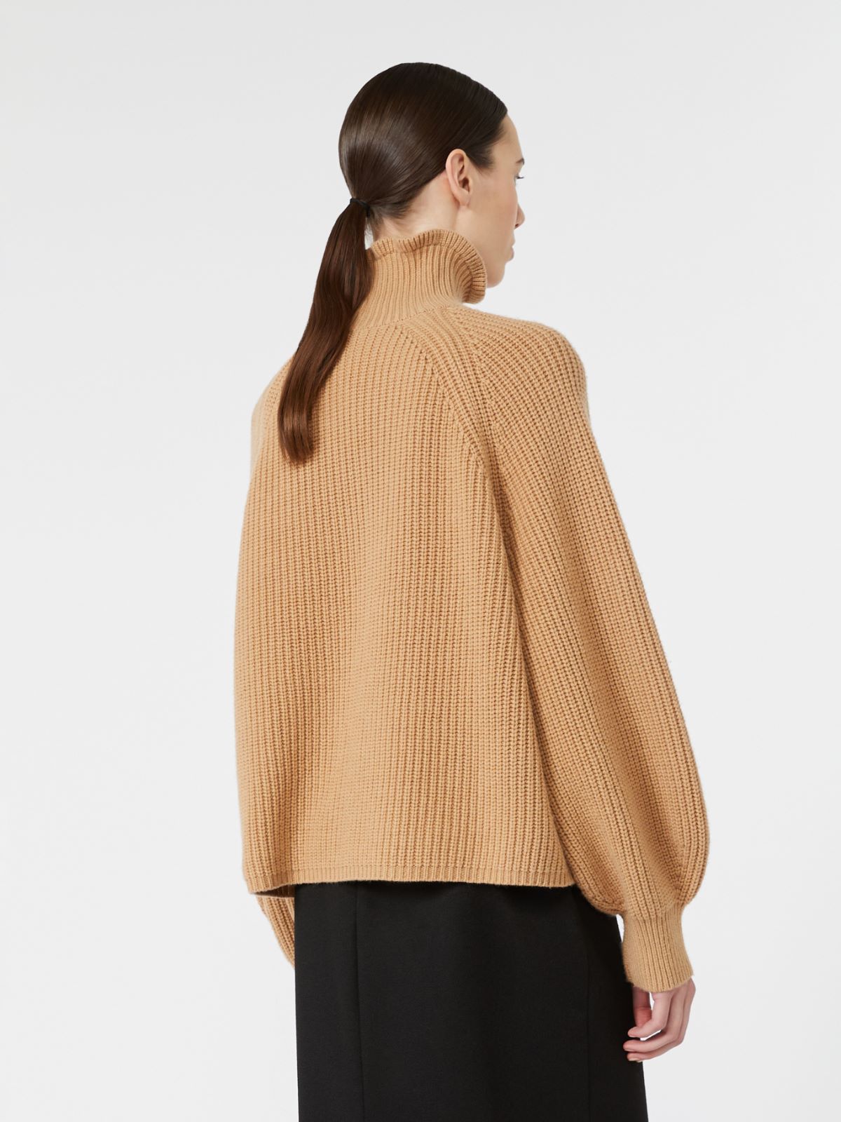 Relaxed-cut wool and cashmere sweater - CAMEL - Max Mara - 3