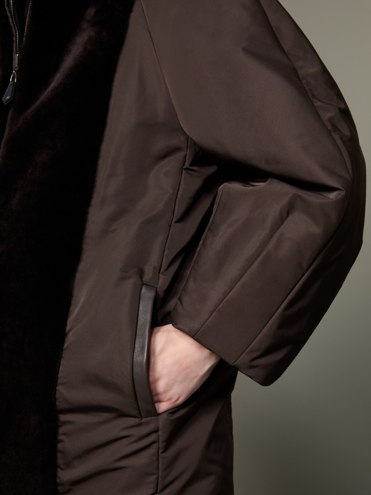 Dwustronna kurtka puchowa z hydrofobowego radzmiru i kaszmiru - CIEMNOBRĄZOWY - Max Mara - 5
