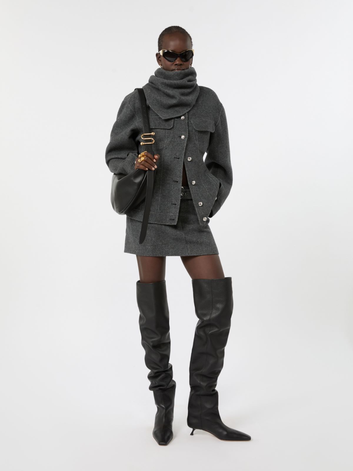 Jupe courte en pure laine - NOIR