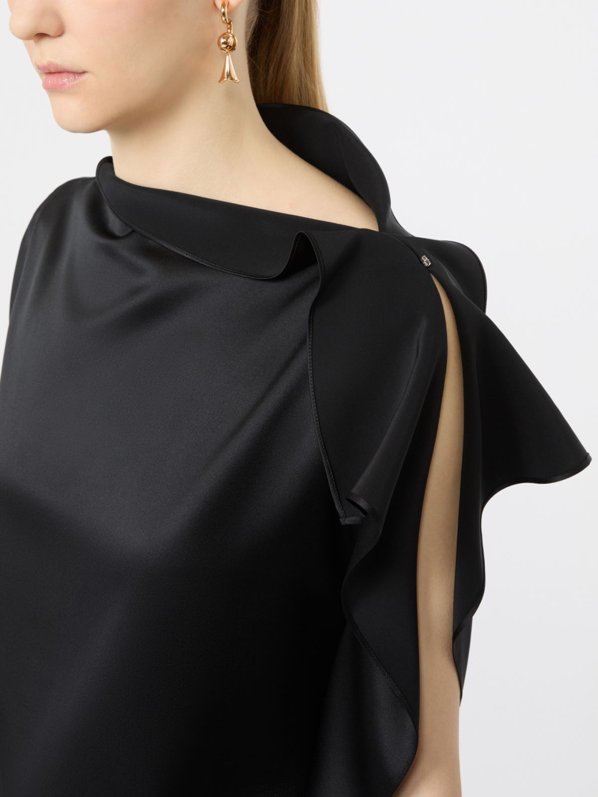 Long silk dress with ruffle detail - BLACK - Max Mara - 4