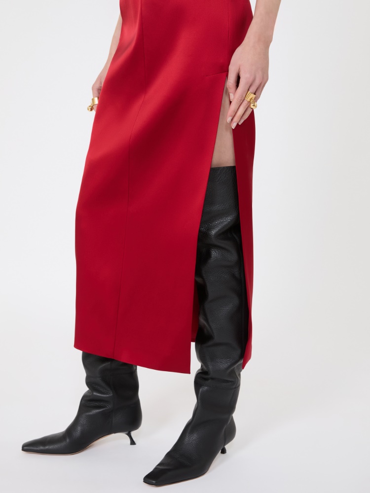 Langes Kleid aus Stretch-Satin - RUBIN