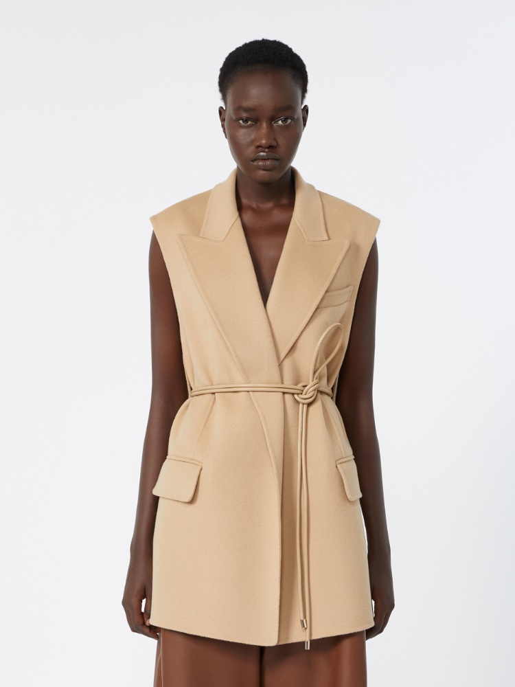 Blazer smanicato in double di pura lana