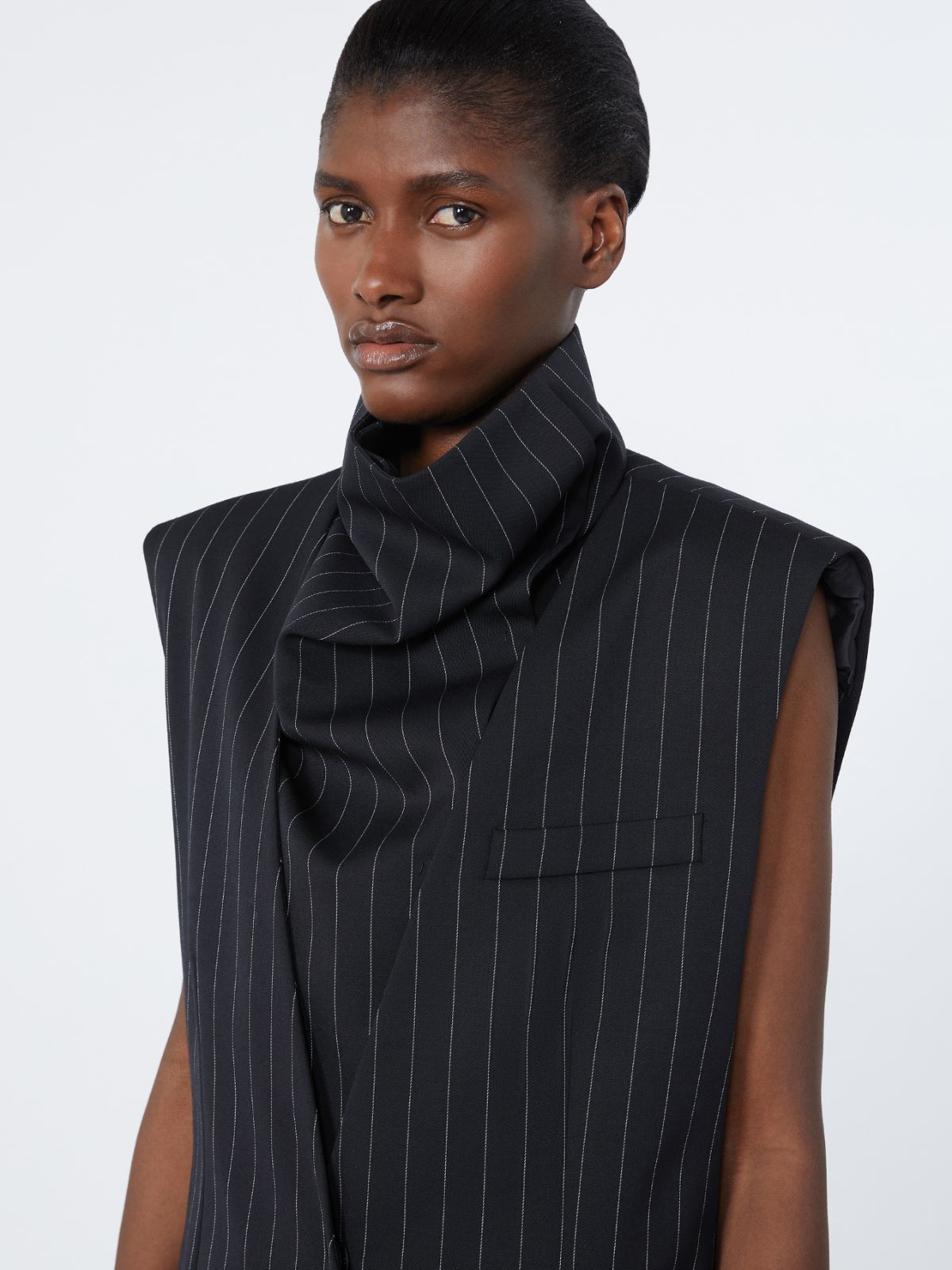 Sleeveless pinstripe wool jacket - BLACK - Max Mara - 5