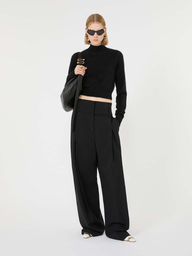 Maglia slim in puro cashmere - NERO