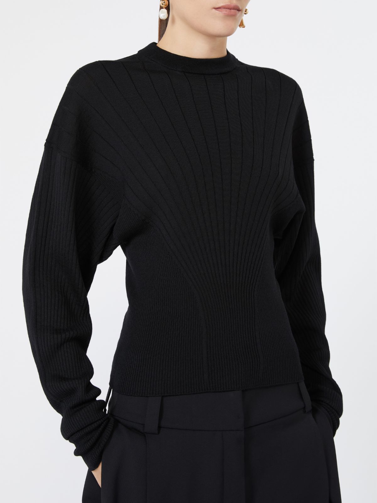 Shaped pure wool sweater - BLACK - Max Mara - 5