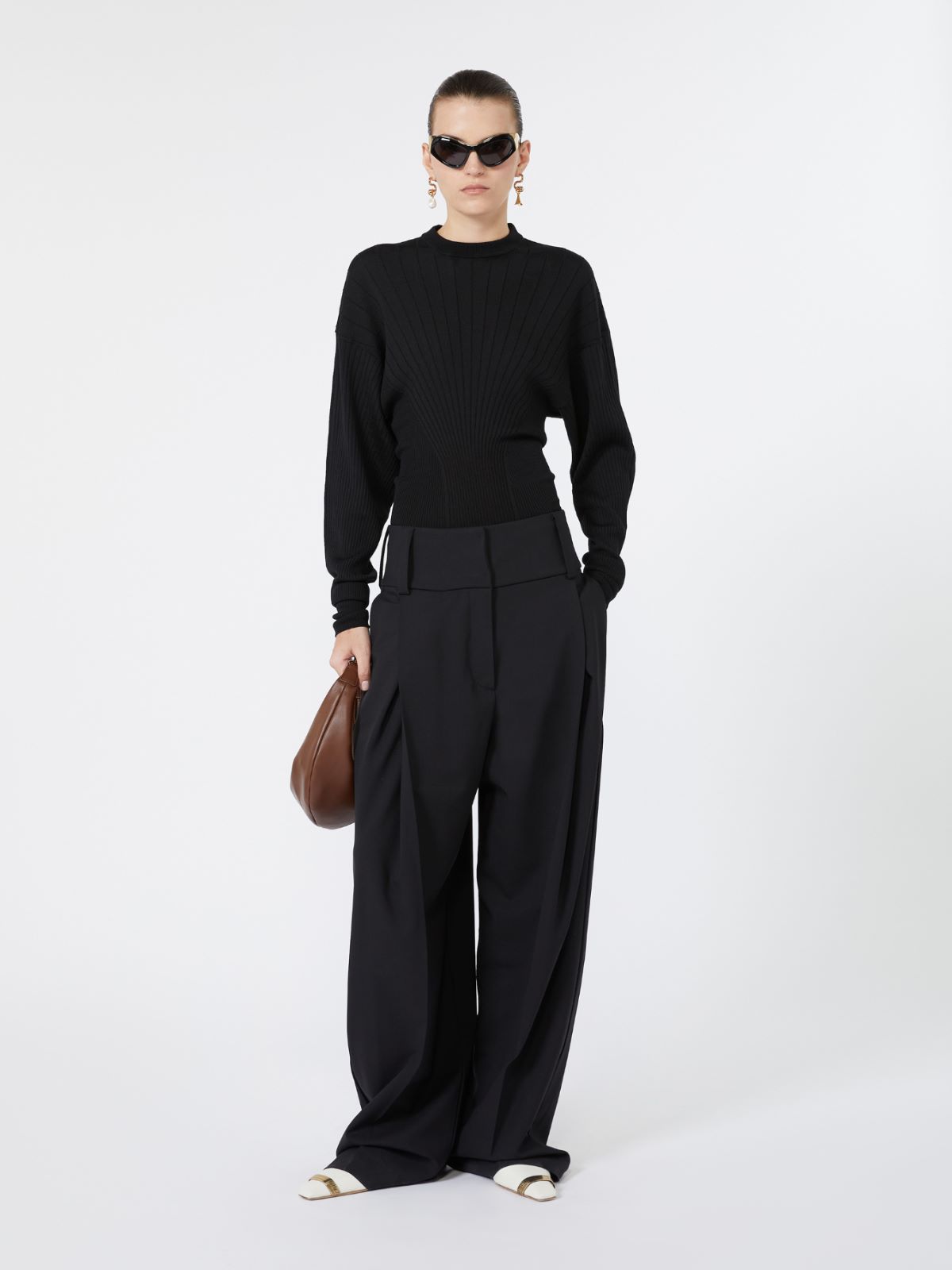 Shaped pure wool sweater - BLACK - Max Mara
