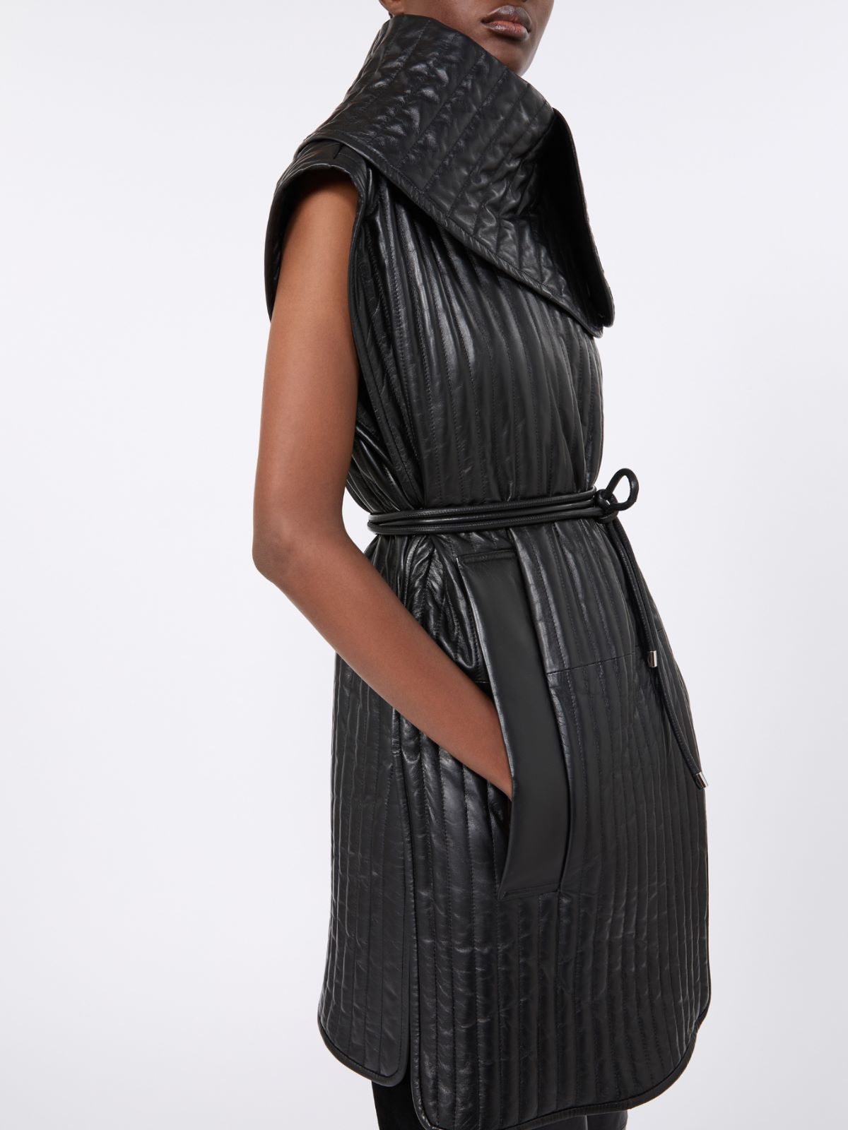 Long quilted gilet - BLACK - Max Mara - 4