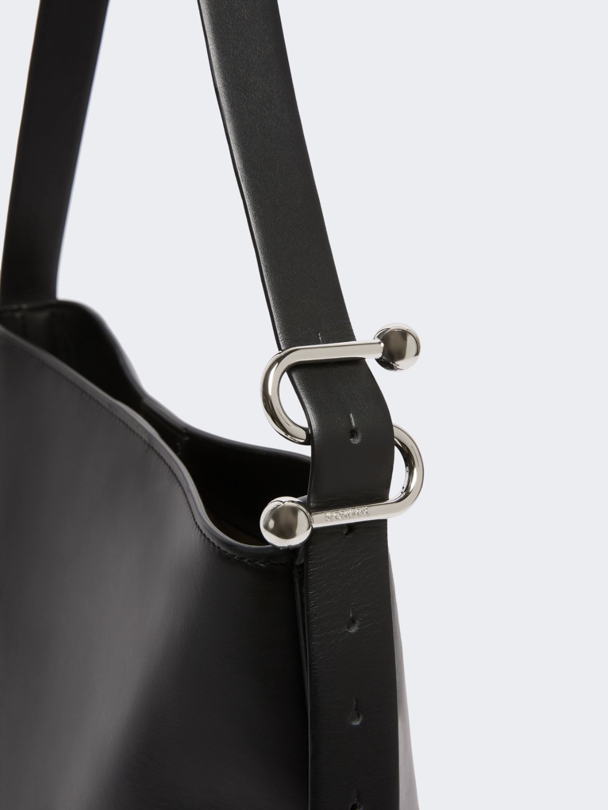 Leather S-buckle shopper bag - BLACK - 3