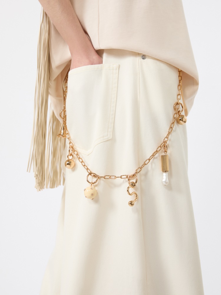 Metal chain with charm detail - GOLD