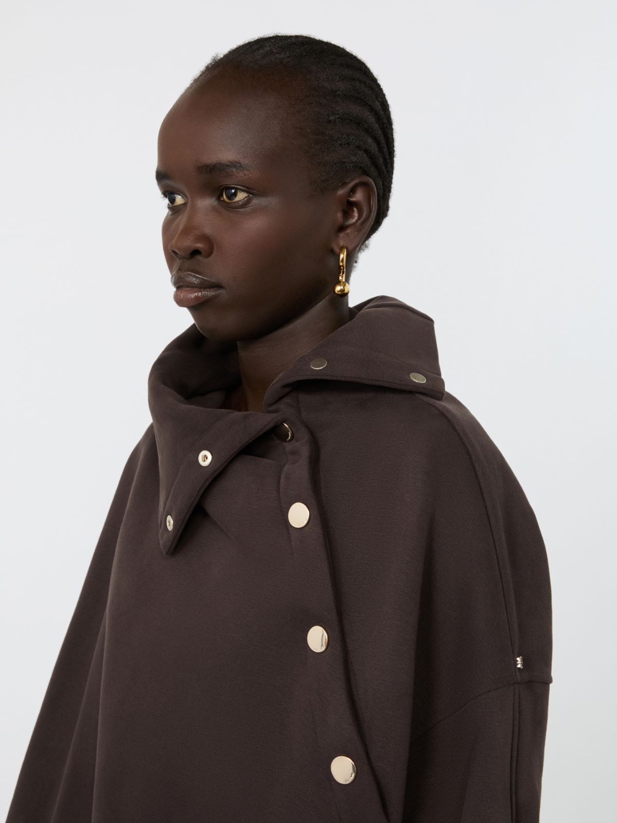Oversized sweatshirt with an asymmetric fastening - CHOCOLATE - Max Mara - 5