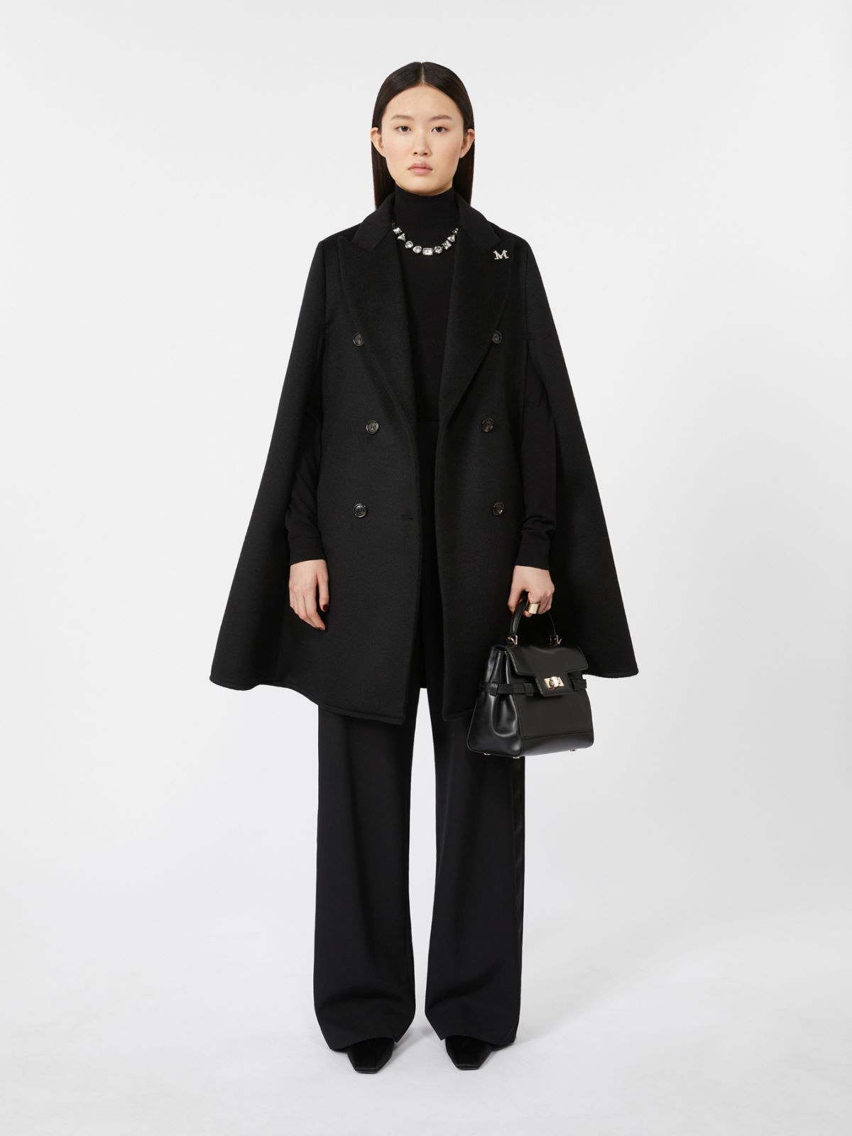 Smooth leather handbag - BLACK