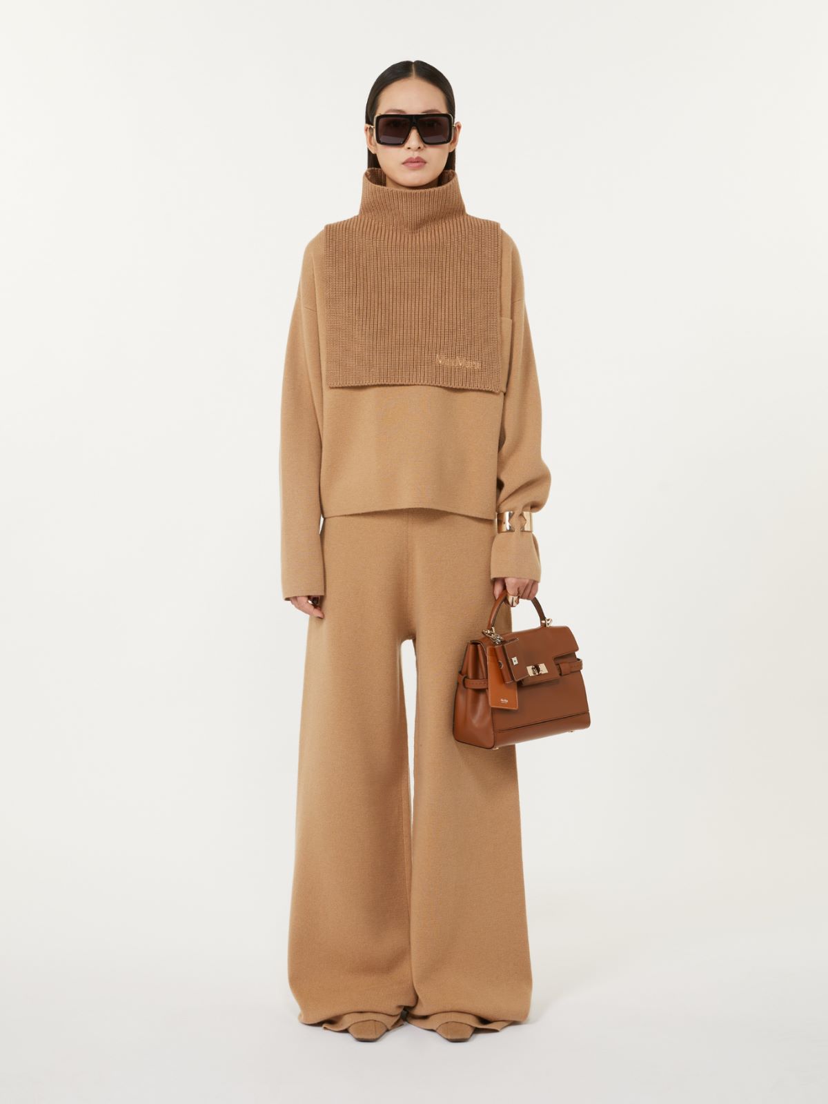 Smooth leather handbag - AMBER BROWN - 6