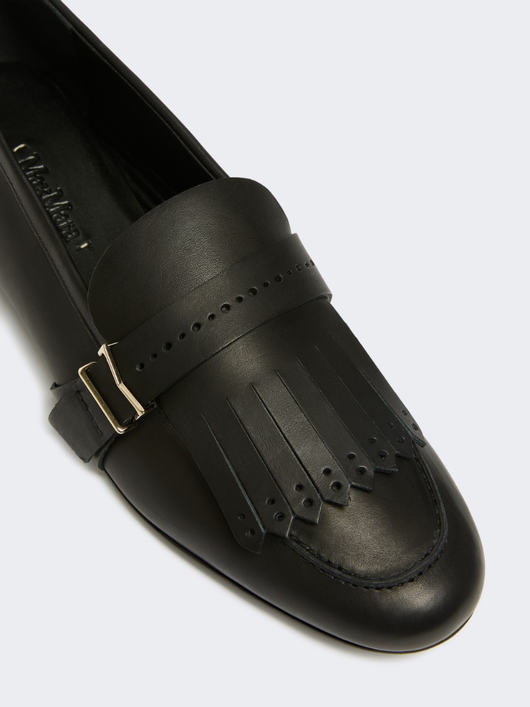 Loafer aus Leder mit Fransen - SCHWARZ - 3