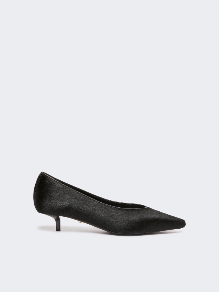 Flache Pumps aus Ponyfell und Nappaleder - SCHWARZ