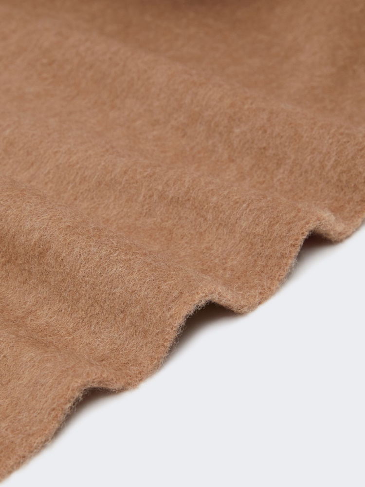 Wool scarf with embroidery - CAMEL - 3
