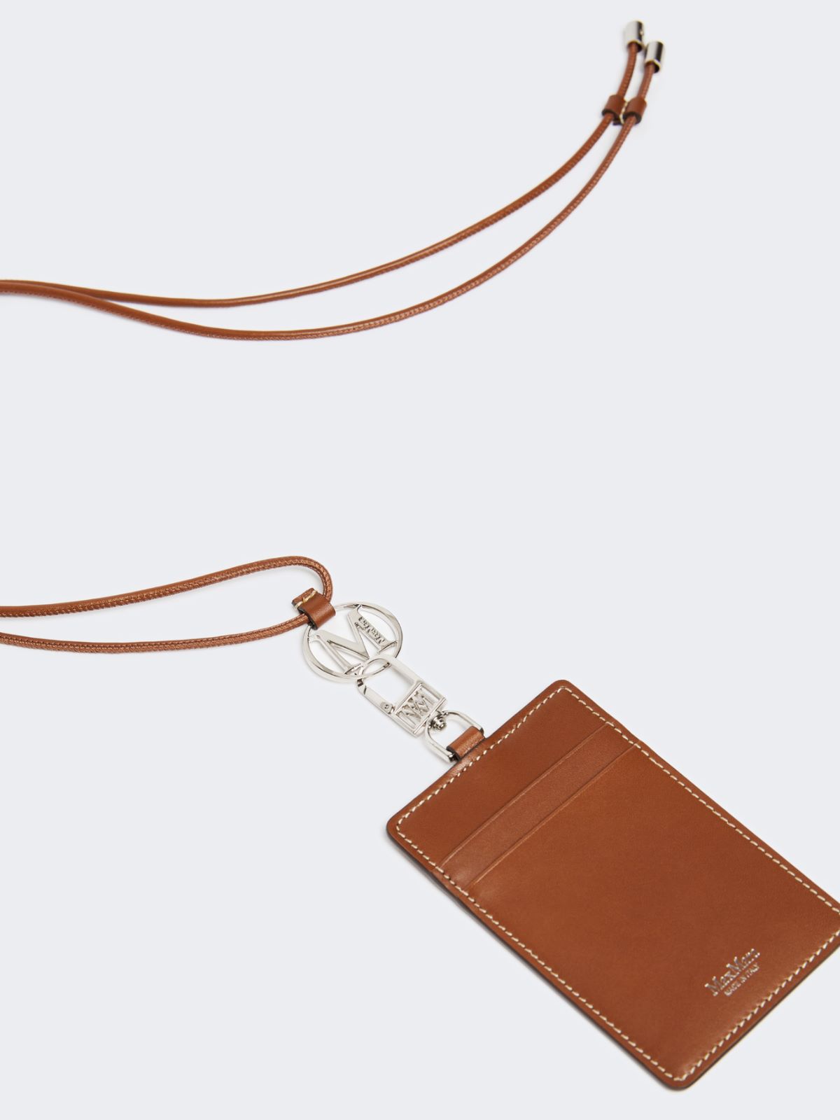 Leather badge holder - AMBER BROWN - 2