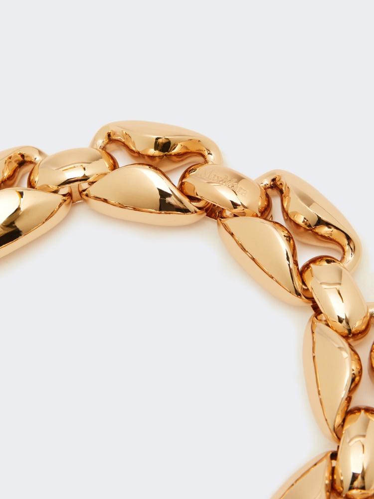 Metalowy naszyjnik typu choker