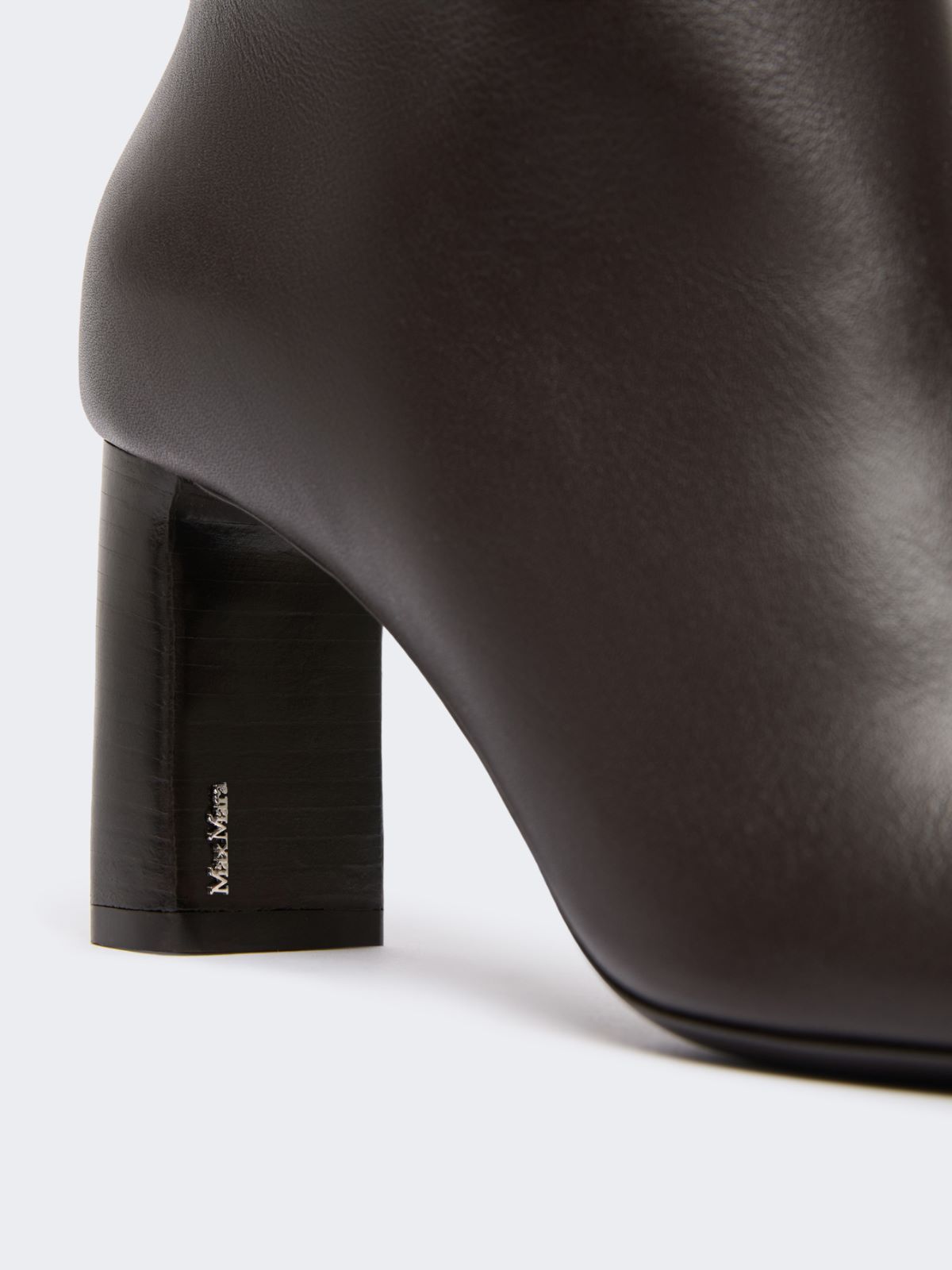 Smooth leather high boot - DARK BROWN - Max Mara - 4