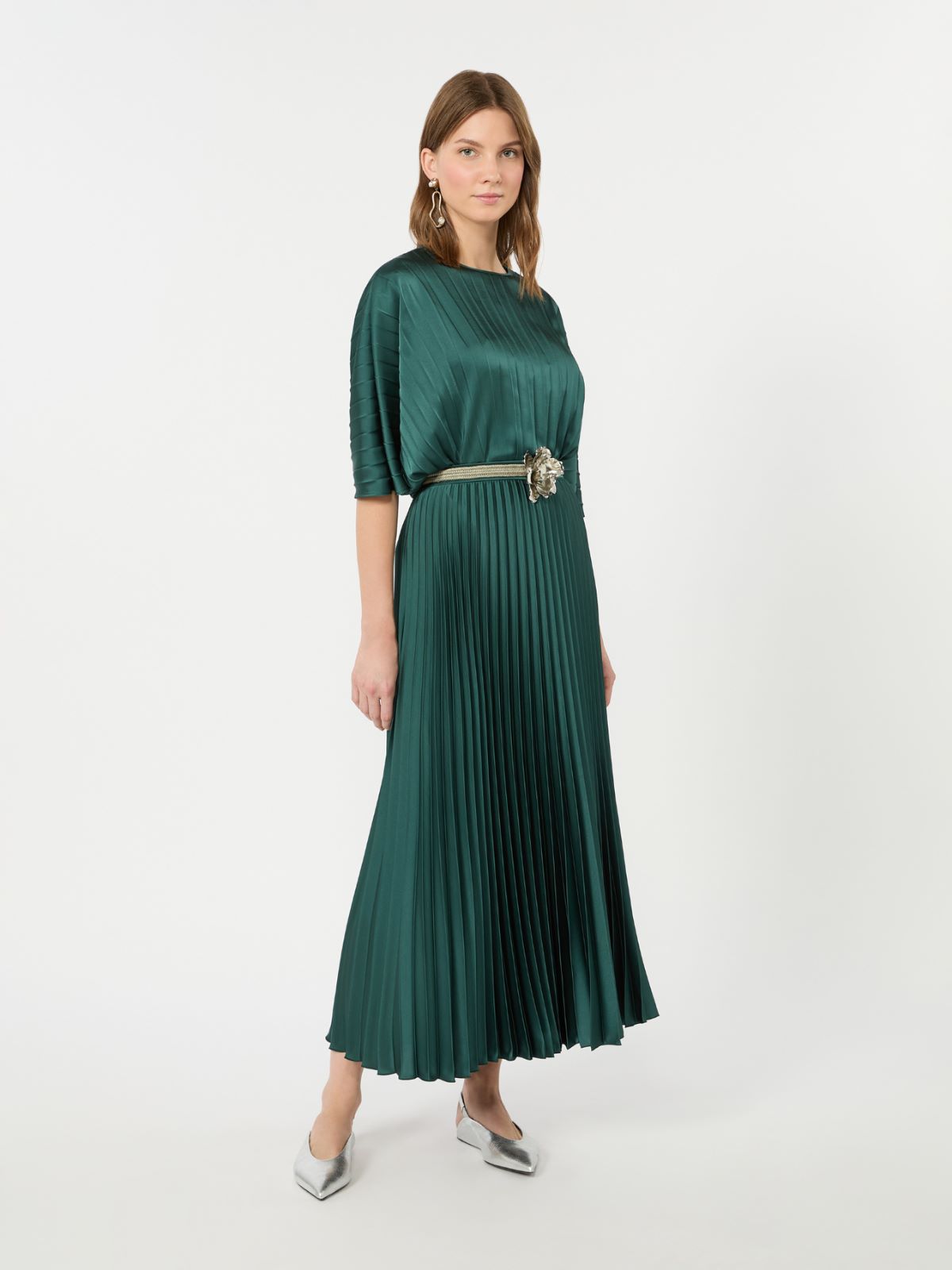 Loose blouse in pleated satin + DARK GREEN - Max Mara