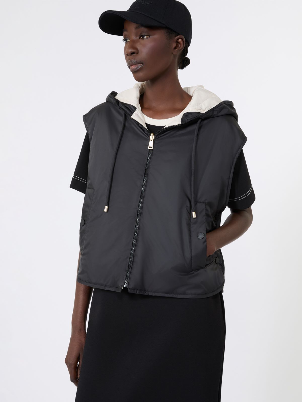 Reversible water-repellent canvas padded gilet - BLACK - Max Mara - 4