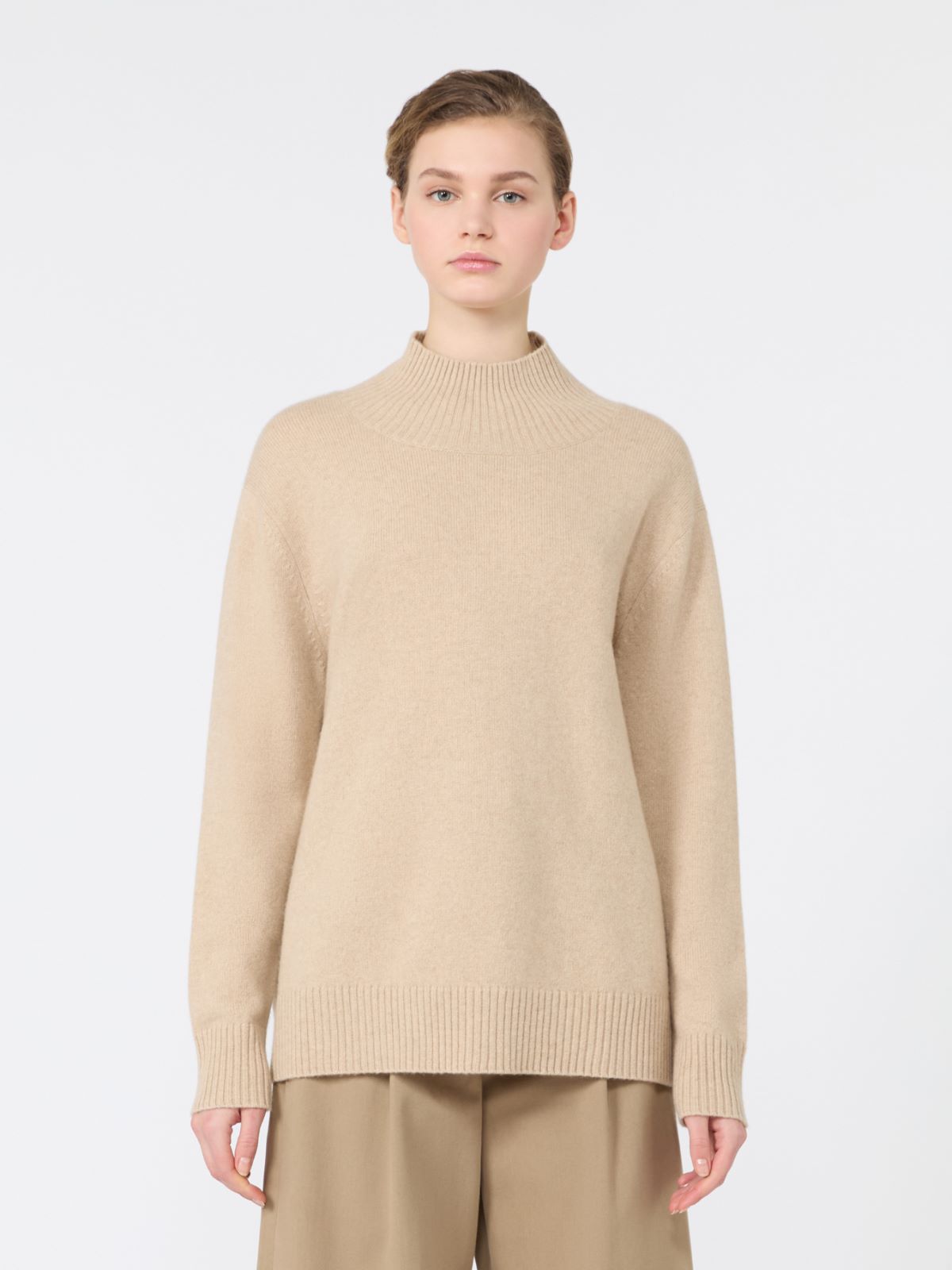 Sweter z golfem z kaszmiru - BEŻOWY - Max Mara - 2