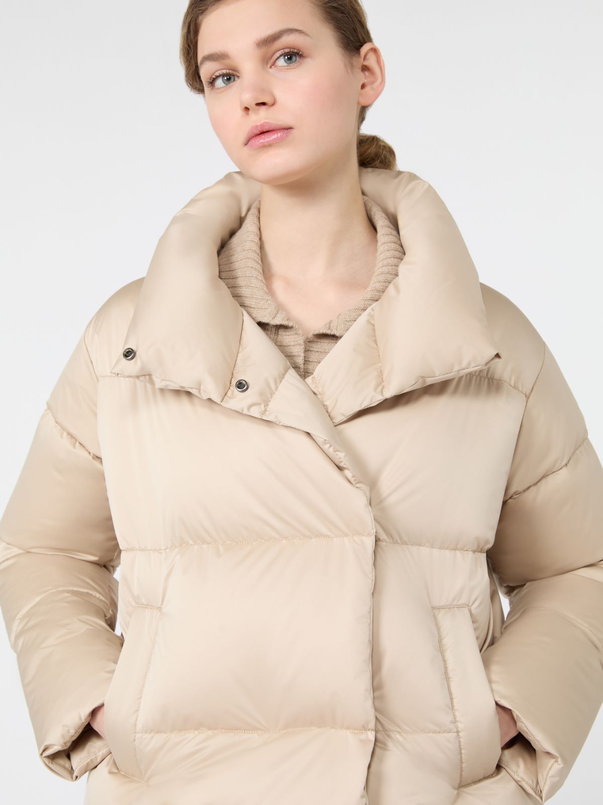 Short down jacket in technical satin - SAND - Max Mara - 5