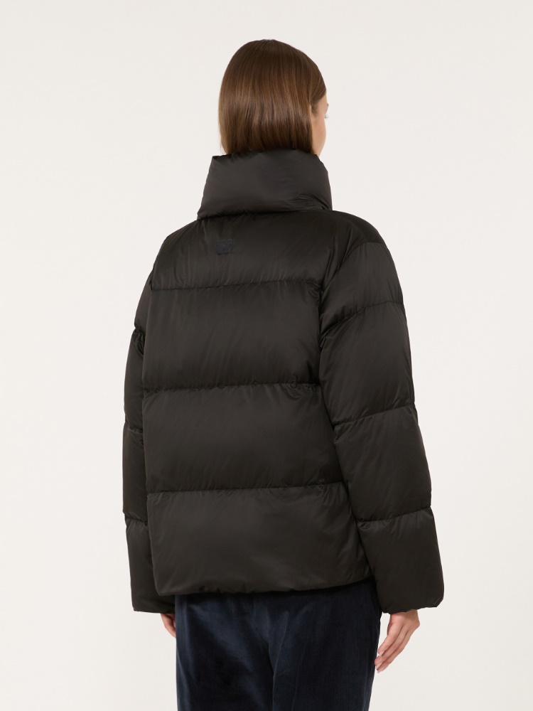 Short down jacket in technical satin - BLACK - Max Mara - 3