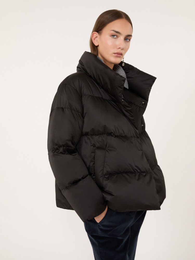 Short down jacket in technical satin - BLACK - Max Mara - 4