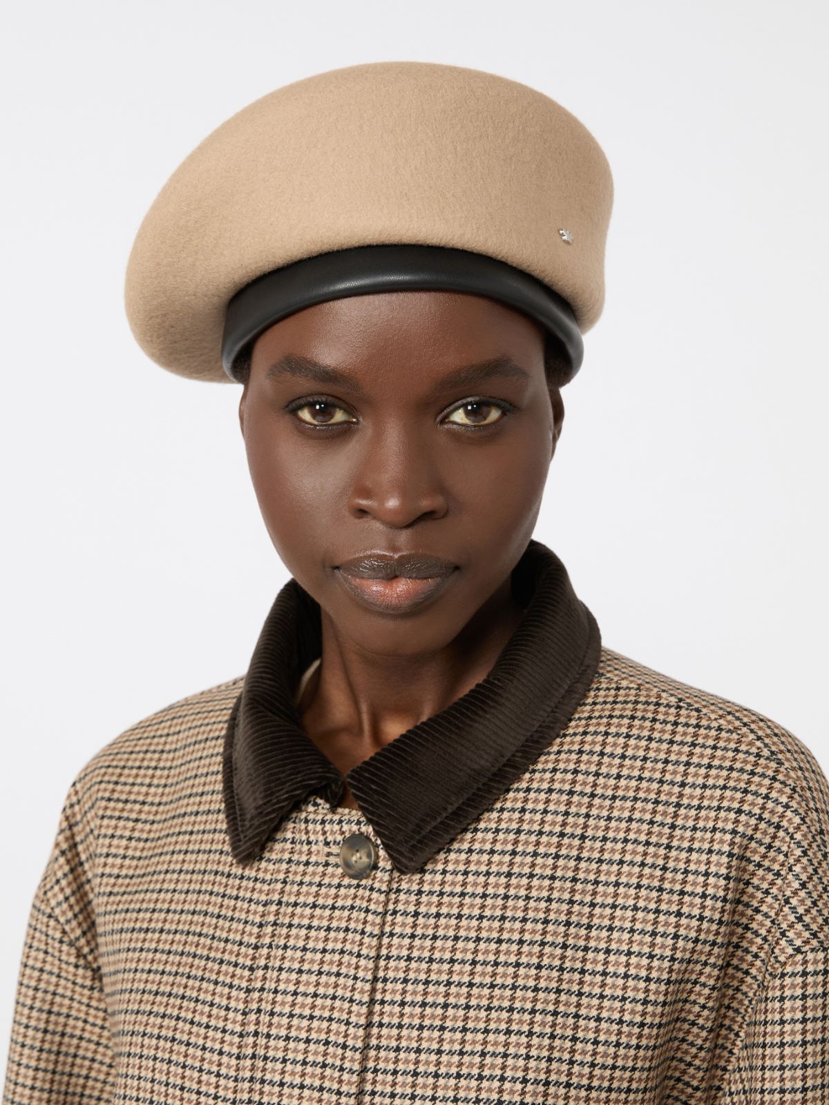 Wool felt beret - CAMEL