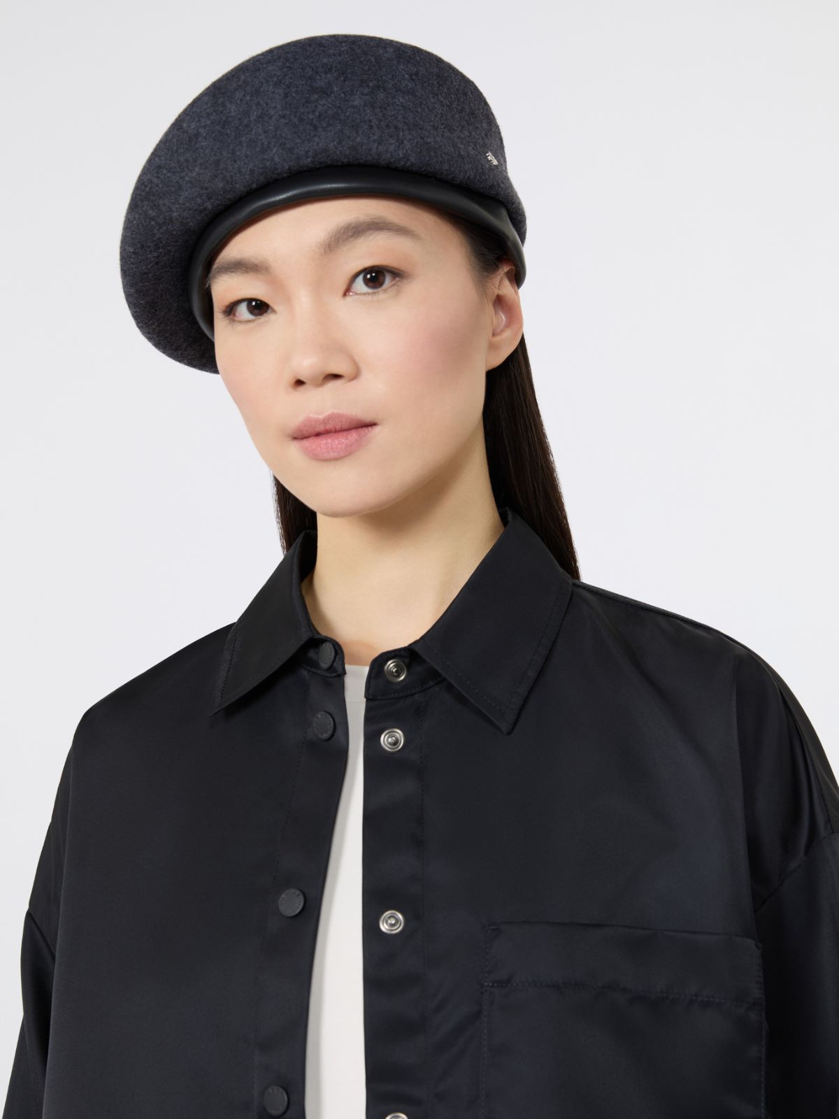 Wool felt beret - MEDIUM GREY