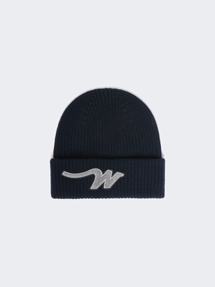 Wool beanie with “W” patch - NAVY