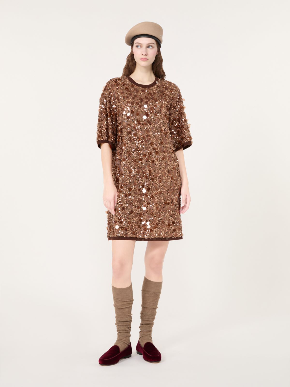 Short sequinned jersey dress - BROWN
