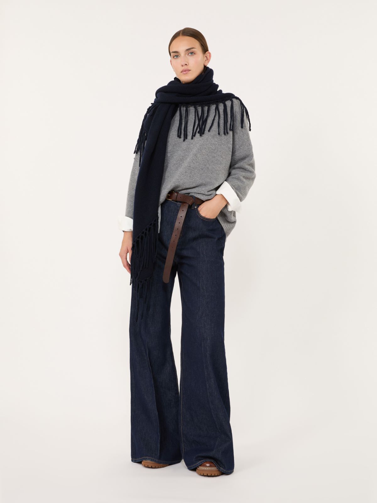 Fringed wool shawl - NAVY