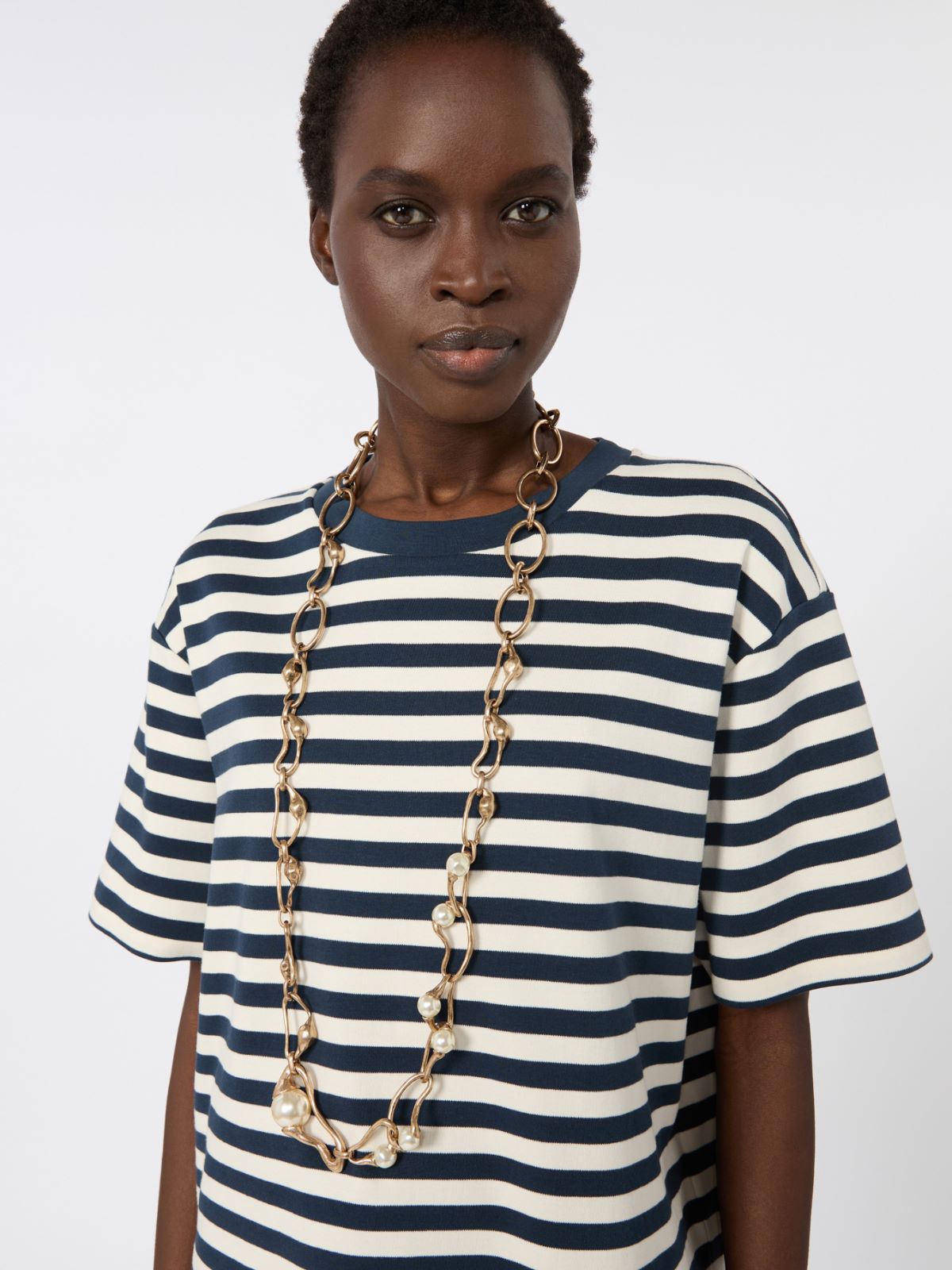 Bead and metallic necklace - GOLD