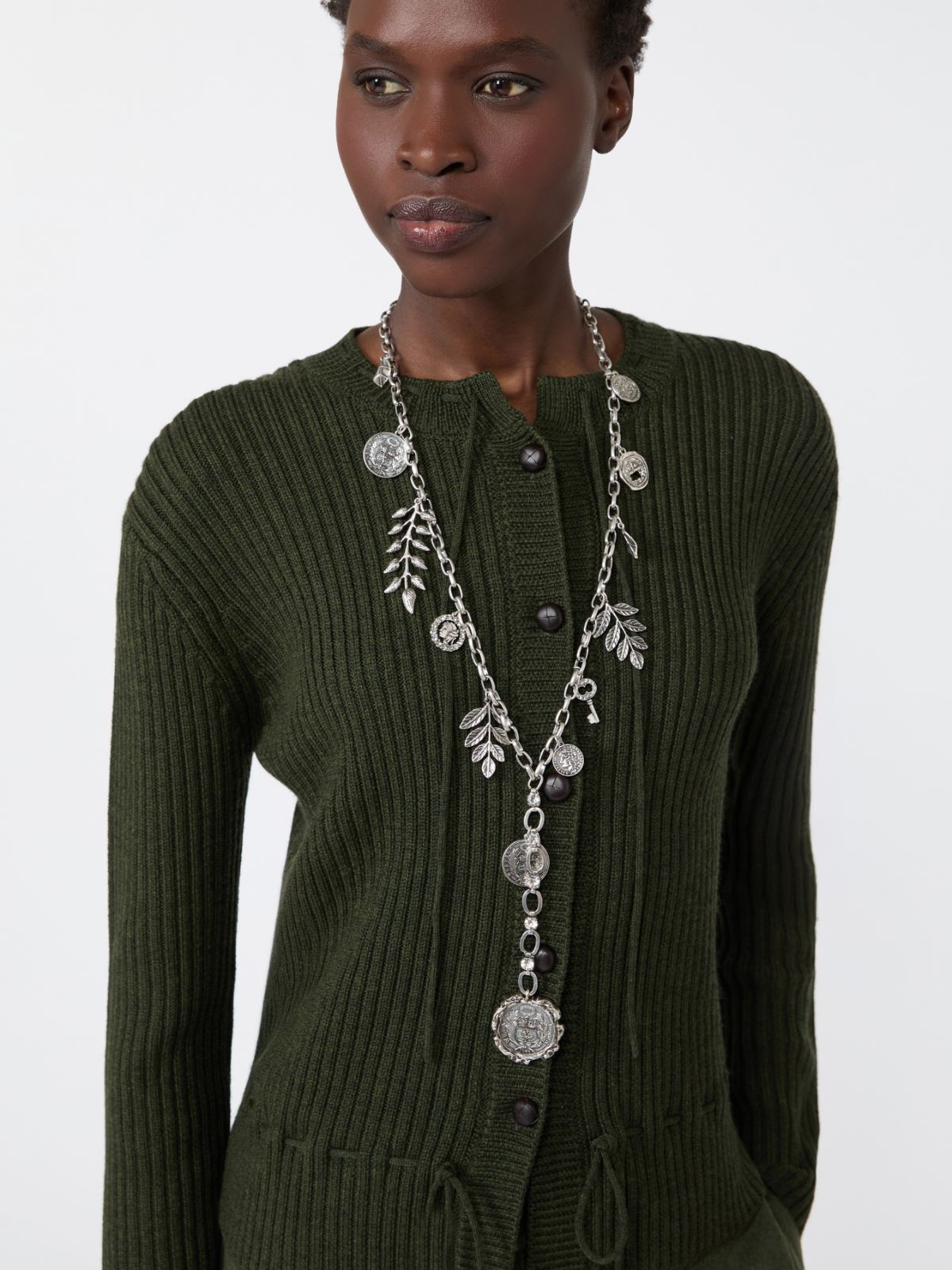 Metal chain necklace with charms - SILVER